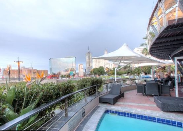 City-Lodge-Hotel-VA-Waterfront-Pool