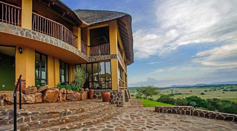 Hannah-Game-Lodge-Exterior-e1743080995772