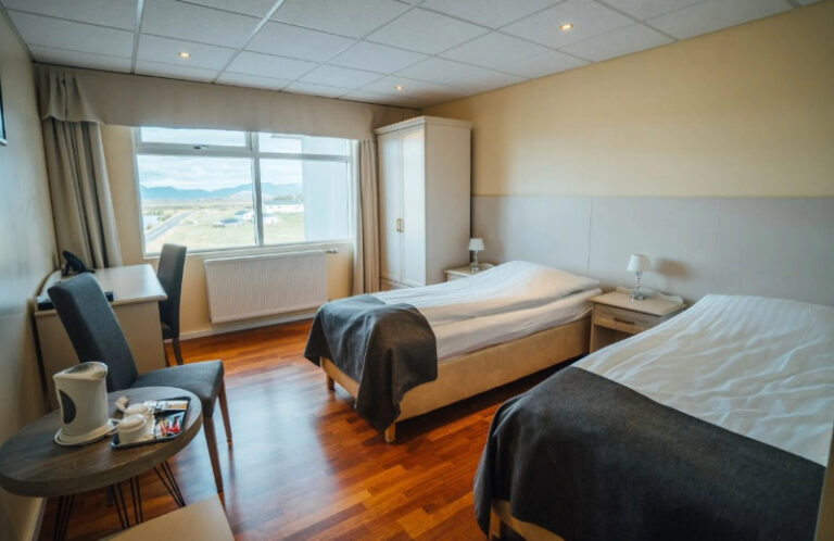 Sel-Hotel-Myvatn-Guest-Room2-768x498